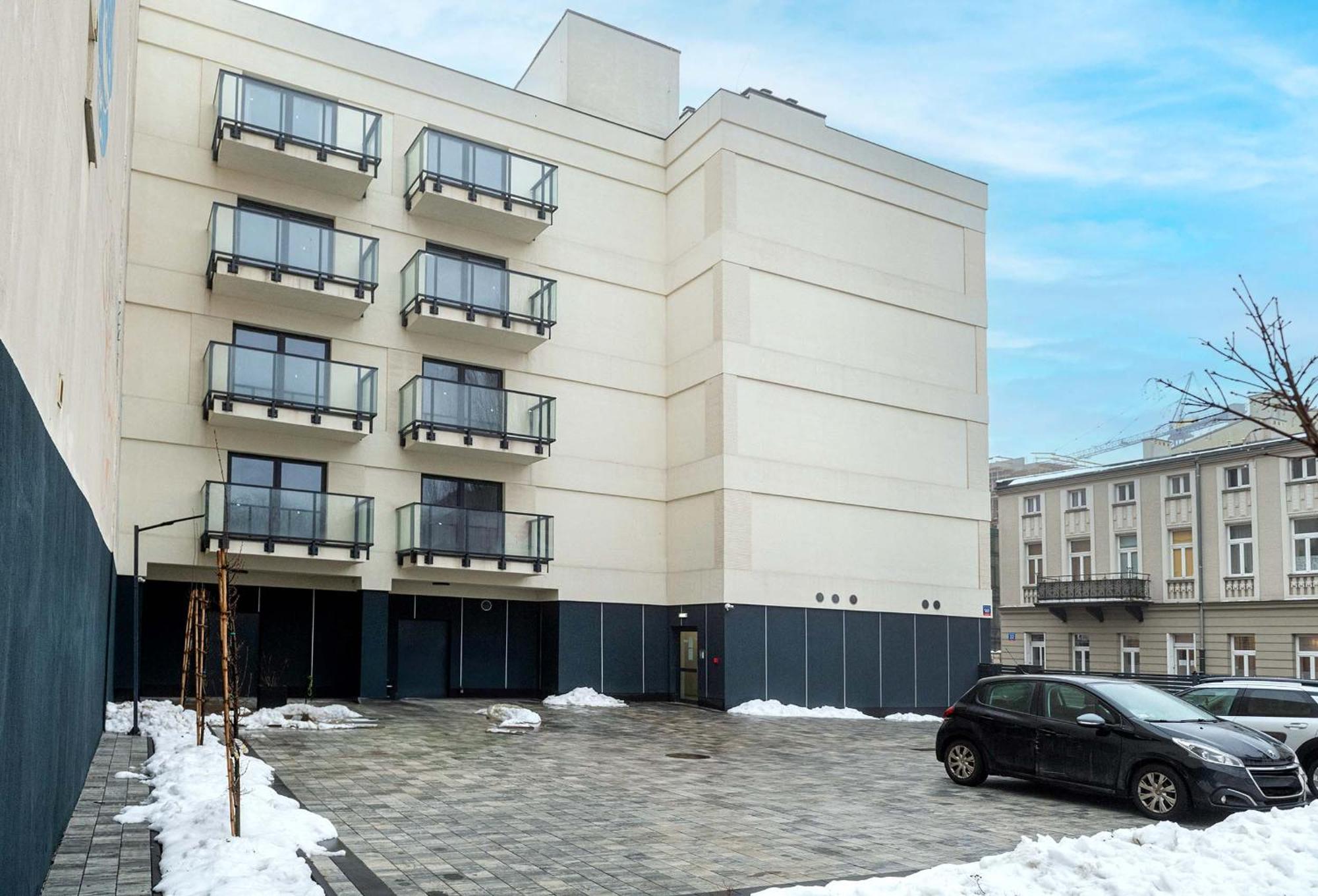 City Host Wolczanska Лодзь Екстер'єр фото